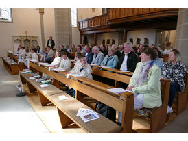 Dankgottesdienst der Kommunionkinder (Foto: Karl-Franz Thiede)